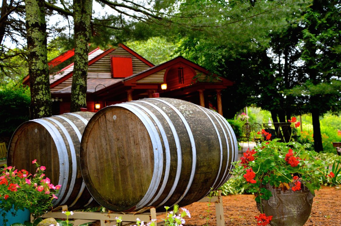 Maugle Sierra Vineyards - Connecticut (CT) Wine Trail